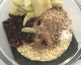 A picture of step 2 of Apple cake.