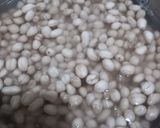 Foto langkah ke 1 dari resep Kacang Bawang Tanpa Santan.