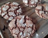Foto del paso 5 de la receta: Galletitas de chocolate craqueladas