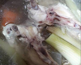 Foto del paso 1 de la receta: Sopa de verduras tipo Chupe con leche y huevos#porunmundomejor
