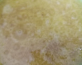 Foto del paso 1 de la receta: Medialunas sin manteca ni hojaldre!