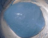 Foto langkah ke 9 dari resep Blue Spirulina Angkak Sourdough Bread.