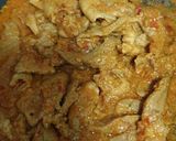 รูปขั้นตอนการทำที่ 3 ของ ผัดเผ็ดเนื้อ