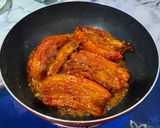 Hình bước làm 5 của món Thịt chiên nước mắm