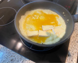 Foto del paso 3 de la receta: Tortilla de camembert