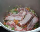 Foto del paso 3 de la receta Costillas en salsa con alcachofas