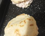 Foto del paso 5 de la receta: Arepas de pollo, palta y queso 🥑🍗🧀
