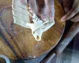 A picture of step 12 of Savoury chicken bread.