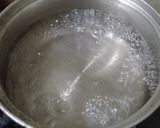 Foto langkah ke 1 dari resep Omelet Mie.