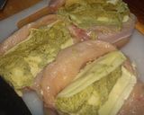 Foto del paso 3 de la receta: Pechugas rellenas y mandiocas fritas