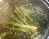 Csípős garnélarák spárgával recept fázis 2 fotója