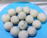 Foto langkah ke 3 dari resep Bola ubi.