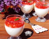 عکس مرحله 2 از دستور محلبی با توت فرنگی
