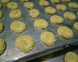 Foto langkah ke 4 dari resep Sagu Keju.