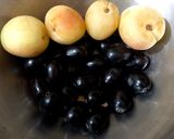 A picture of step 3 of Apricot and plum chat🍑🫐.