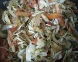 A picture of step 2 of Veggie_mushroom salad.