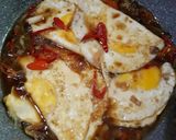 Foto langkah ke 5 dari resep Tumis Telur Ceplok Saus Tiram.