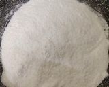 बेसन, सूजी और आटे के लड्डू (besan, suji aur ke laddoo recipe in Hindi) रेसिपी चरण 1 फोटो