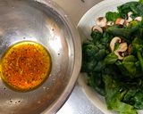 A picture of step 3 of Winter Spinach and Mushroom Salad.