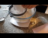 Foto del paso 3 de la receta Bizcocho de Chocolate (extra húmedo y esponjoso)