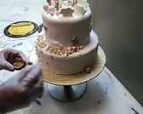 A picture of step 8 of Up in the clouds fondant Birthday cake.