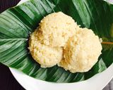 A picture of step 1 of Coconut rice using native rice.