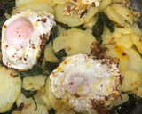 Foto del paso 6 de la receta: 124. Huevos rotos con jamón (principal carne)