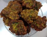 সর্ষে ফুলের বড়া (shorshe fuler bora recipe in Bengali) রেসিপির ধাপ 3 ছবি