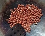 Foto langkah ke 1 dari resep Kue Kacang Rasa Pecel.