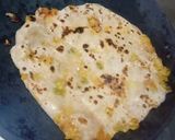 A picture of step 4 of Veg Parantha left over veg.