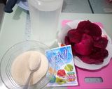 Foto langkah ke 1 dari resep Pudding Buah Naga Lapis Susu.