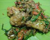 Foto langkah ke 3 dari resep Ayam Goreng Sambal Kucai.