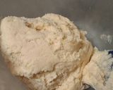 Foto del paso 1 de la receta: Masitas de manteca con esencia de almendras