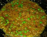 A picture of step 4 of Gajar or matar ki sabji.