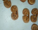 A picture of step 4 of Cinnamon sugar puff rolls.