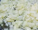 Foto del paso 2 de la receta Champiñones con jamón serrano, cebolla y pesto de perejil