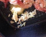 Foto langkah ke 4 dari resep Udang goreng mentega.