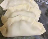 Foto del paso 2 de la receta: Empanadas de pollo y queso