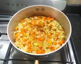 Foto del paso 2 de la receta: Hamburguesas de arroz con vegetales rellenas