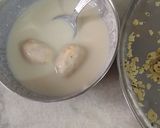 A picture of step 5 of Paneer Fritters.