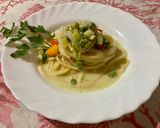 Foto del passaggio 2 della ricetta Spaghetti alla crema di aglietto fresco, asparagi e bufala