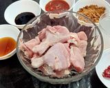 A picture of step 2 of CARAMELIZED CHICKEN (WITH JAGGERY).