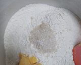 Foto langkah ke 2 dari resep Pia kacang ijo renyah di luar lembut di dalam.