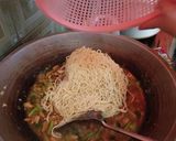 Foto langkah ke 5 dari resep Mie goreng spesial saus tiram.
