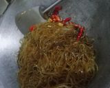 Foto langkah ke 4 dari resep Tumis Soun Pedas Manis.