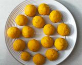 Foto langkah ke 5 dari resep Bola-bola Ubi Goreng.