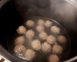 Foto langkah ke 7 dari resep Bakso Sapi Super tanpa Food Processor.