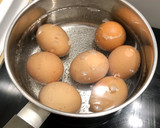 Foto del paso 1 de la receta: Mix de huevos rellenos