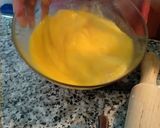 Foto del paso 2 de la receta: Flan de huevo sin lactosa ni azúcar