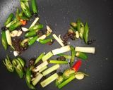 豆鼓炒五花肉的食譜步驟2照片